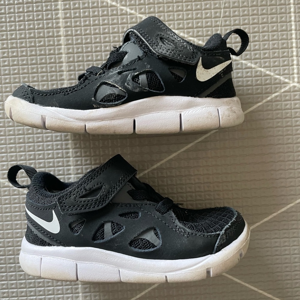Nike shoes